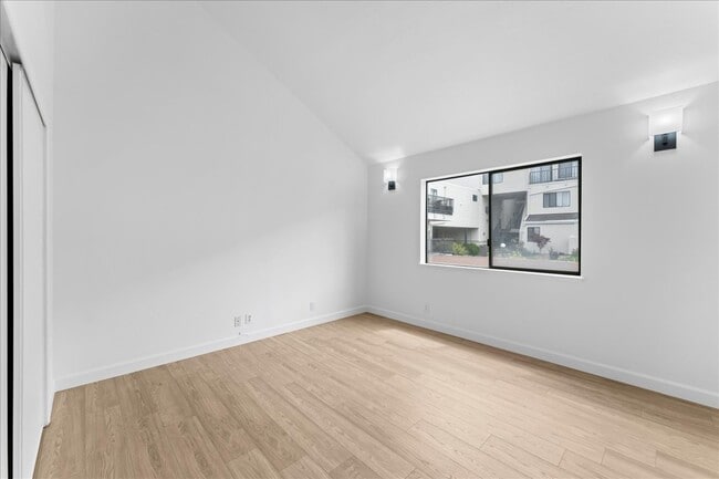 Building Photo - 1 Appian Way
