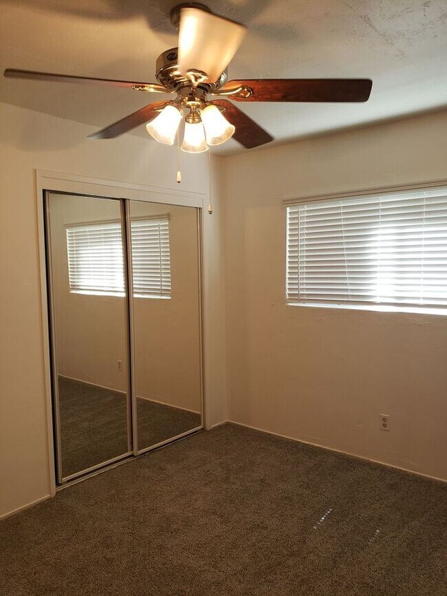 Building Photo - 1/2 OFF 1St Month!! Gated Community - Spacious 2 bdrm unit in La Mesa