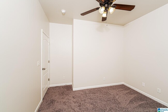 Building Photo - 6525 Southern Trace Dr