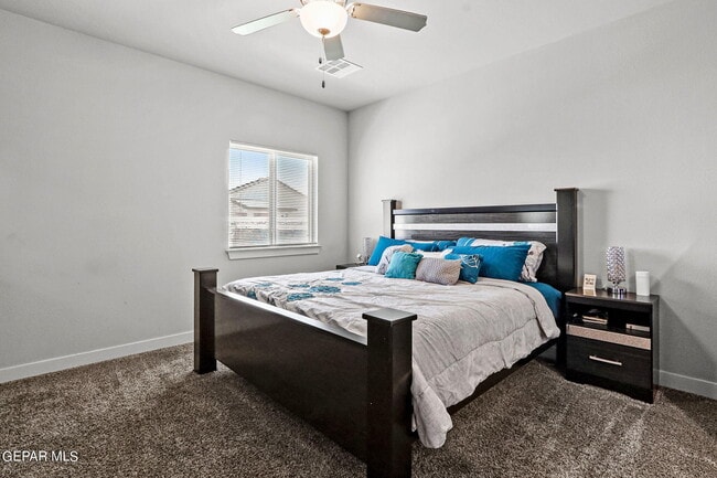 Building Photo - 14813 Tierra Fortaleza Ave
