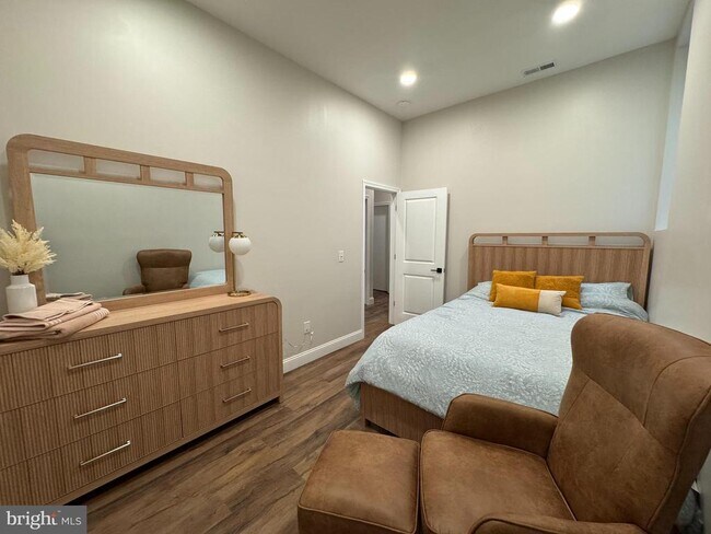 Building Photo - 3961 Baltimore Ave