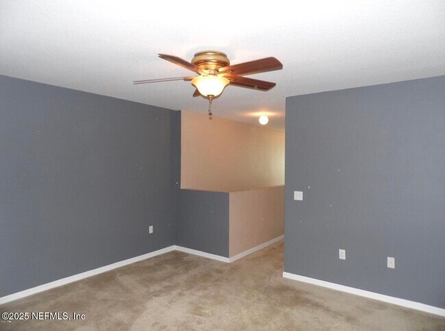 Building Photo - 11628 Hickory Oak Dr