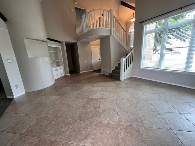 Building Photo - Great Home in Southwest Lubbock