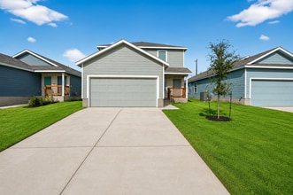 Building Photo - 1451 Neria Lp