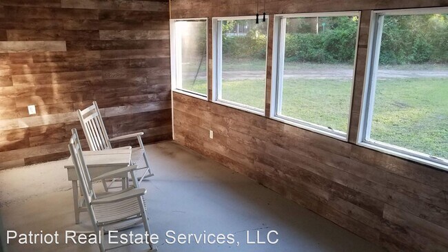 Building Photo - 3 br, 2 bath House - 1665 Rim Road