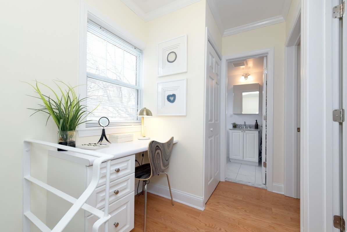 Building Photo - 42 Sherman Rd