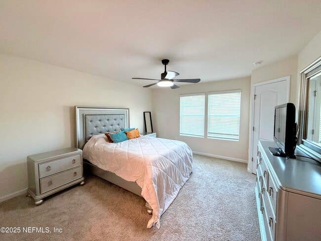 Building Photo - 33 Summer Daze Dr