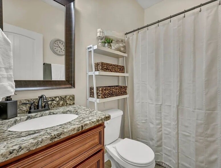 Building Photo - 425 Carson Bailey Court