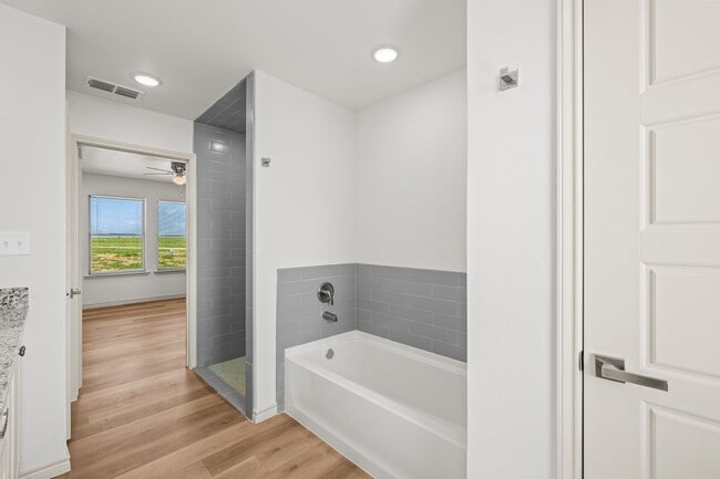 Building Photo - Country Living In Idalou ISD!