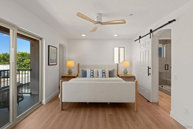 Building Photo - 2483 Oxford Ave