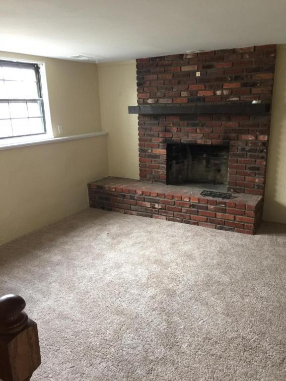 Building Photo - 9229 Main St