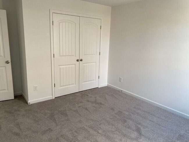 Building Photo - New House Near Nashboro Village - Close to Airport & Lake!