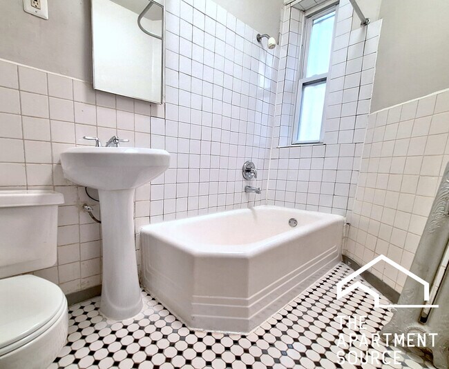 Building Photo - 4533 S Michigan Ave