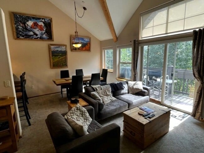 Building Photo - Winter Seasonal Rental- Tarn Landing C6