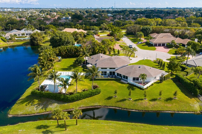 Building Photo - 3521 Glenwood Ct