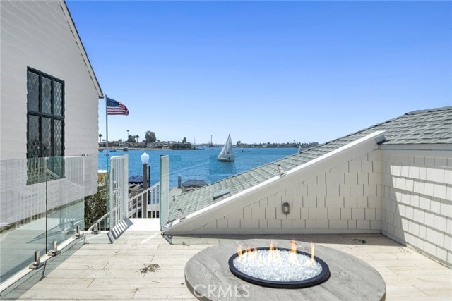 Building Photo - 112 S Bay Front