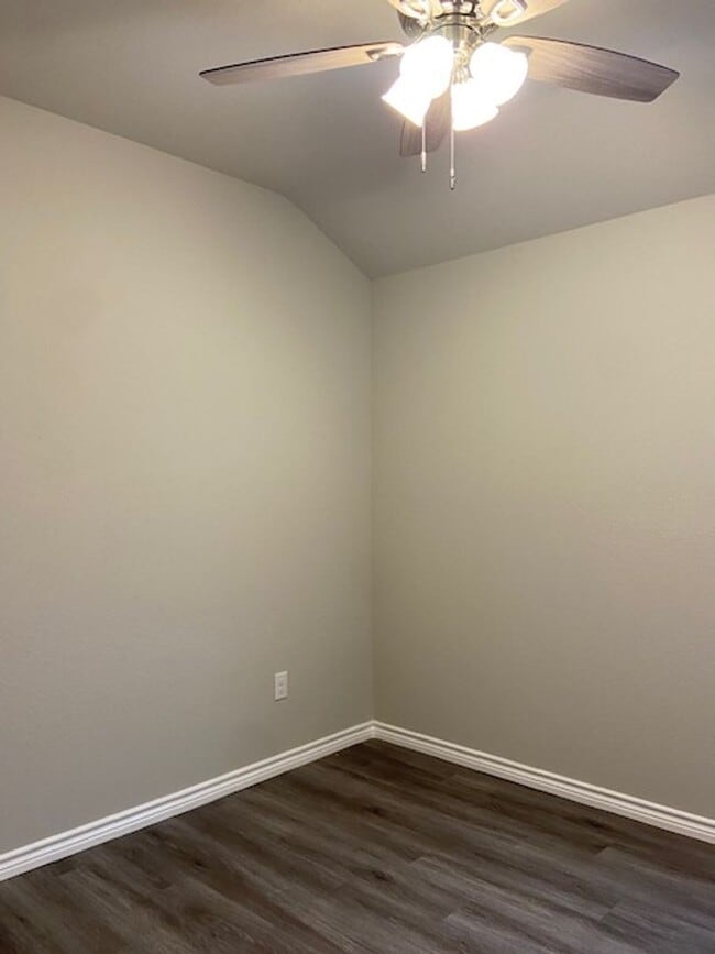 Building Photo - 2867 Melissa Ln