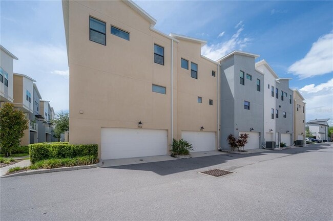 Building Photo - 1162 25th Way N