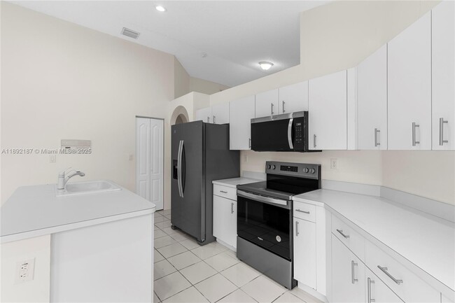 Building Photo - 9934 NW 30th St