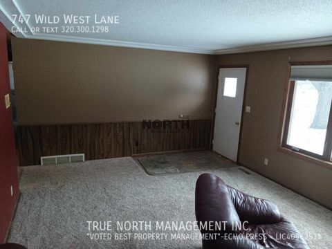 Building Photo - 747 Wild W Ln SW