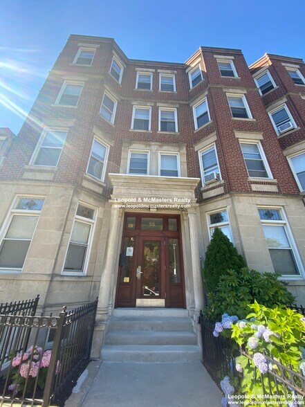 Building Photo - 52 Queensberry St