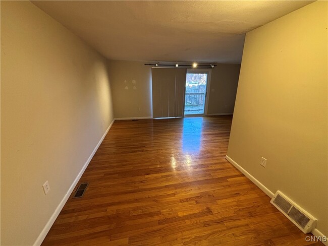 Building Photo - 4307 Candlelight Ln