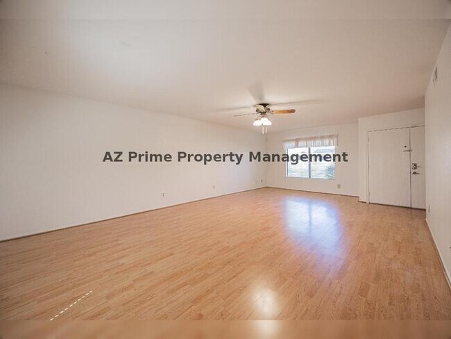 Building Photo - 5807 W Acoma Dr