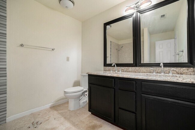 Building Photo - Nestled in the heart of Southlake, this beautifully maintained 4-bedroom, 3-bath single-family ho...