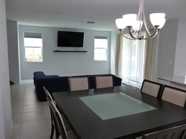 Building Photo - 5215 Golden Eagle Ter