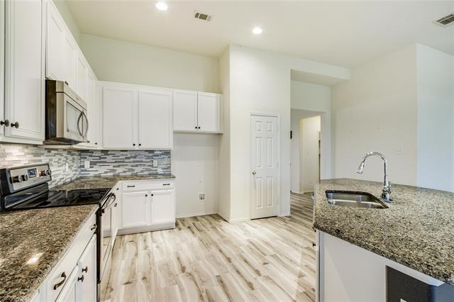Building Photo - 8720 Stone Valley Dr
