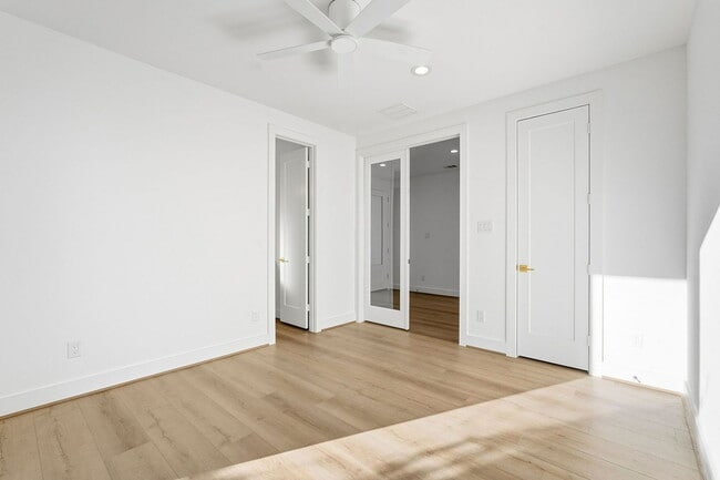 Building Photo - 3828 Wilmer St