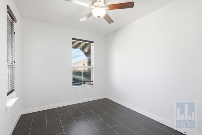 Building Photo - 156 Grace Lilly Dr
