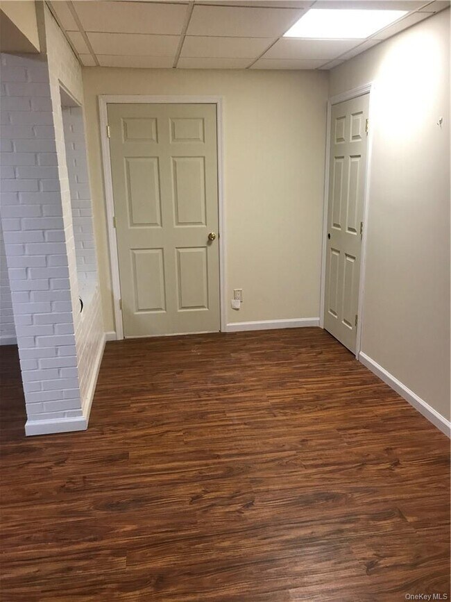 Building Photo - 23 Bragaglia Dr