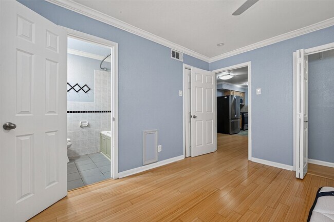 Building Photo - 1404 Welch St