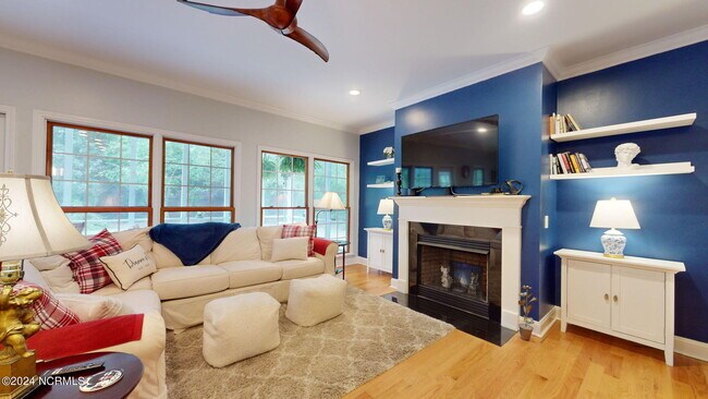 Building Photo - 506 Royal Tern Dr