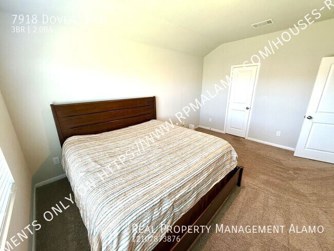 Building Photo - 7918 Dovers Den