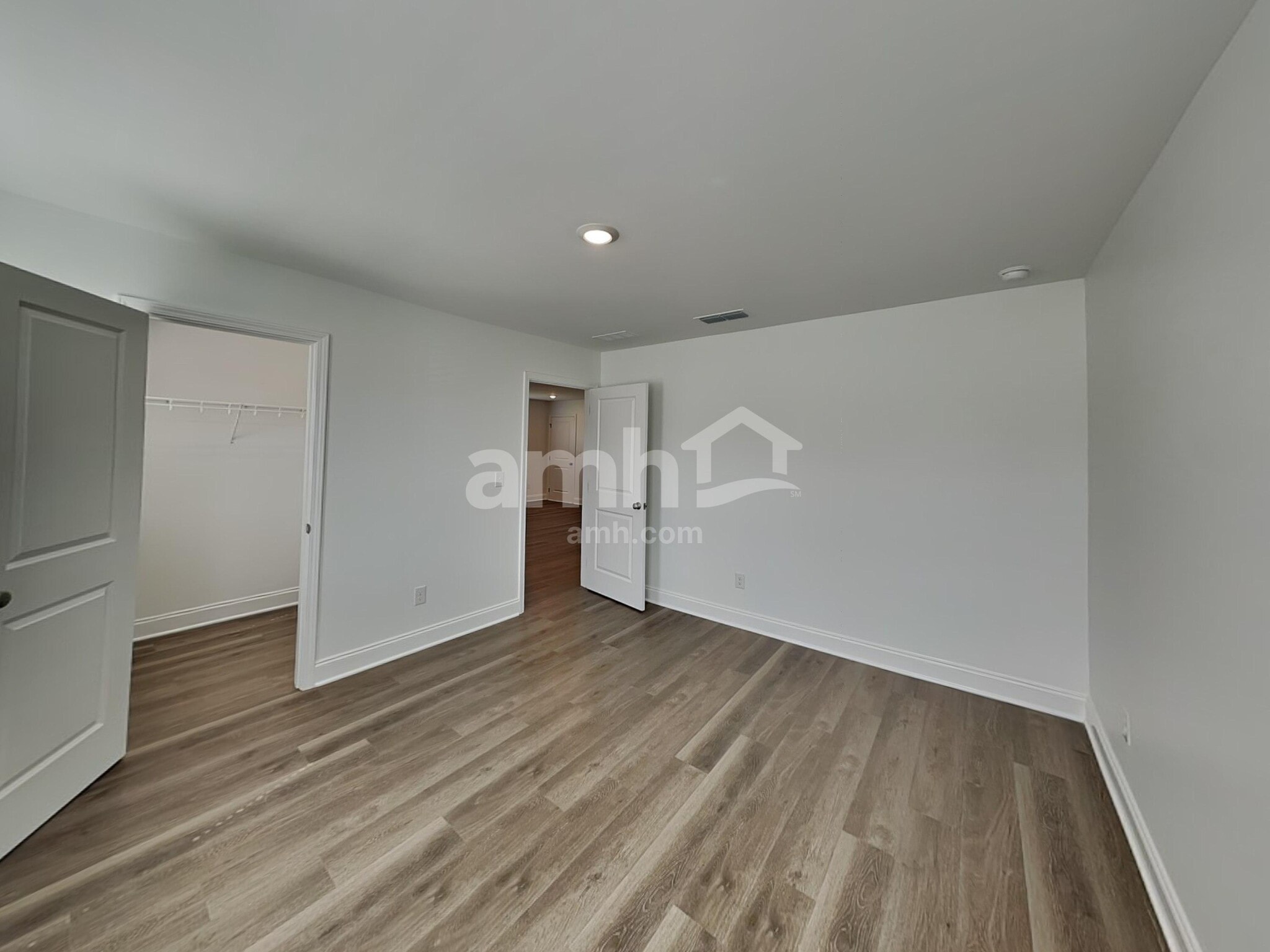 Building Photo - 210 Argea Dr