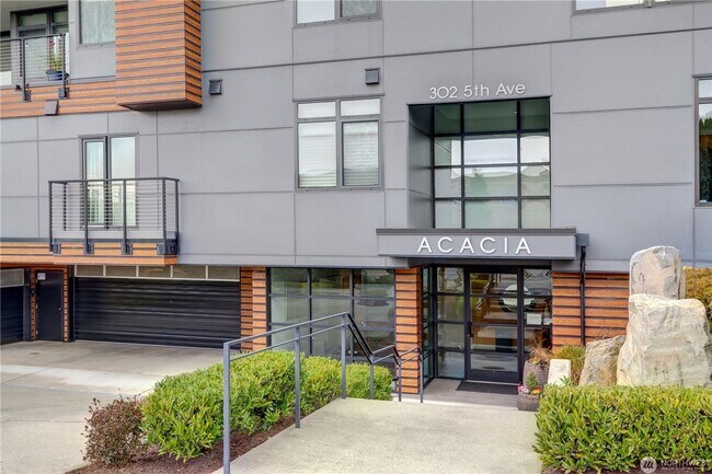 Building Photo - 2Bd/2Ba Kirkland Condo