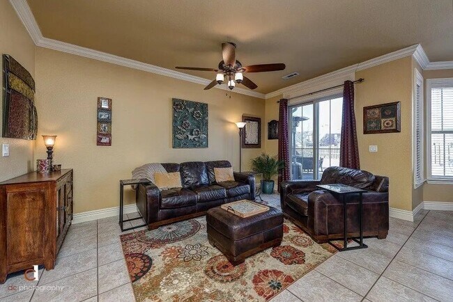 Building Photo - 5404 S Chimay Dr