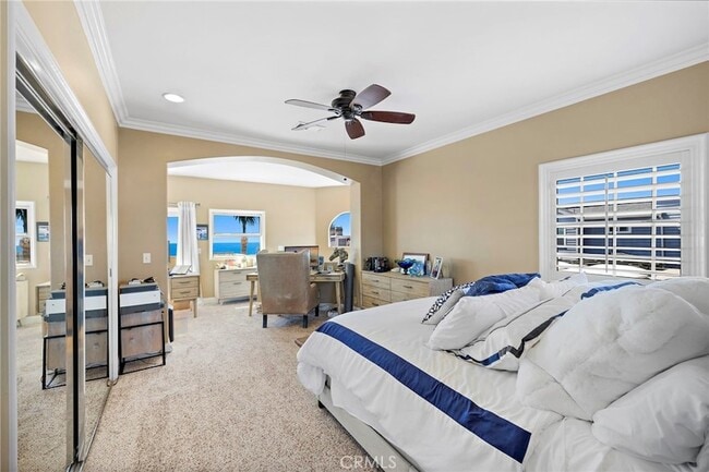 Building Photo - 24482 Alta Vista Dr