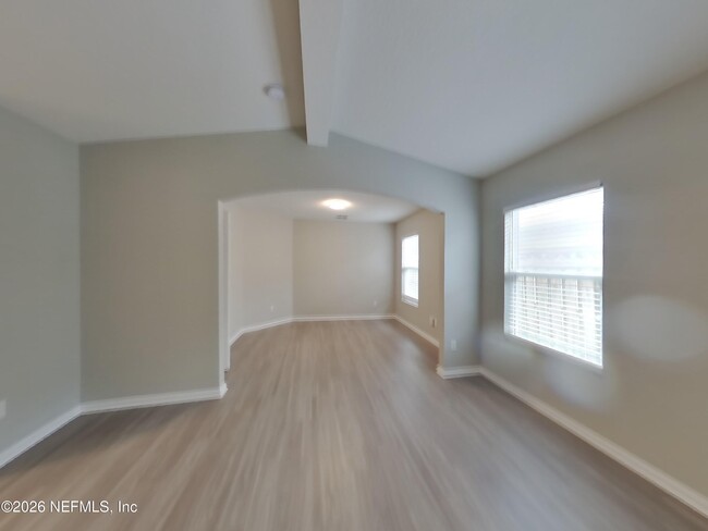 Building Photo - 621 Birchbark Trail