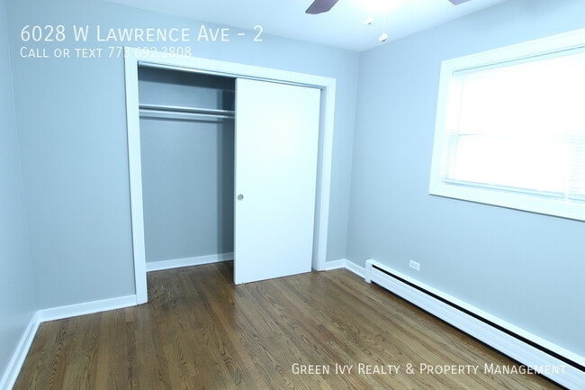 Building Photo - 6028 W Lawrence Ave