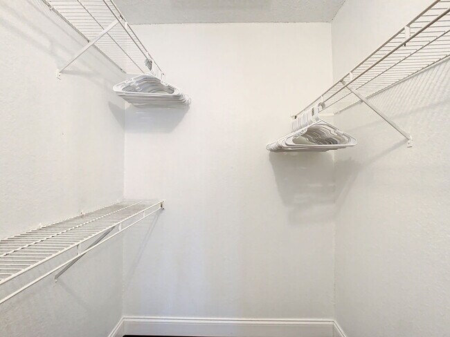 Building Photo - Westwood Boulevard, Orlando, FL 32821 - 2 BR 2 BA condo