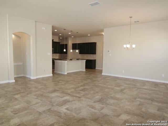 Building Photo - 5633 Briar Fld