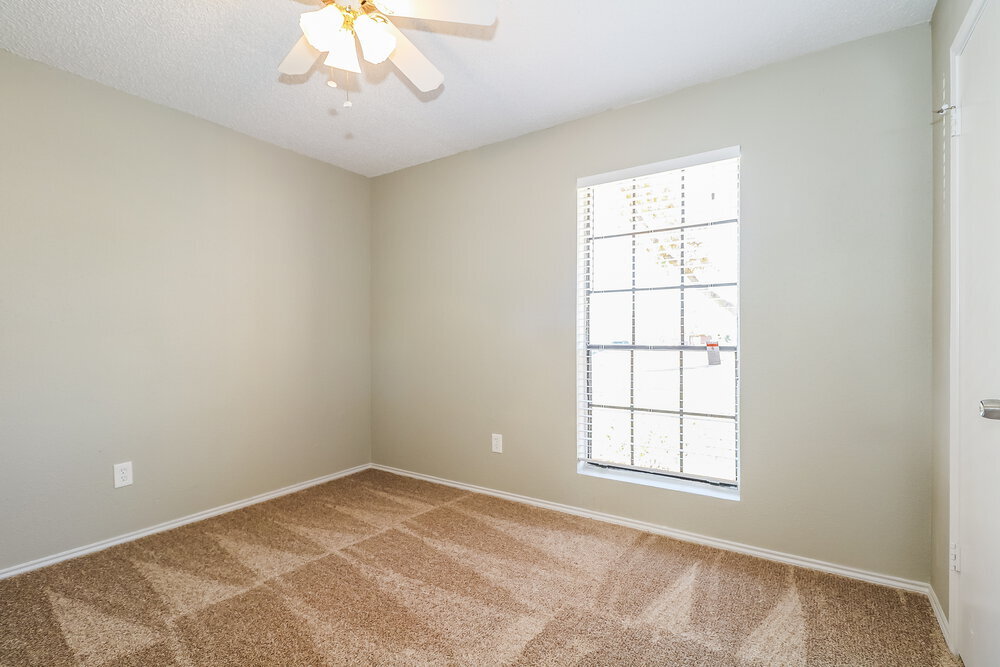 Building Photo - 908 Blue Ridge Dr