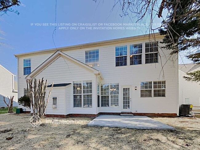 Building Photo - 9135 Hearst Ct