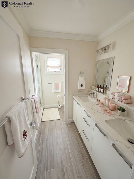 Building Photo - 35 Crosby Rd