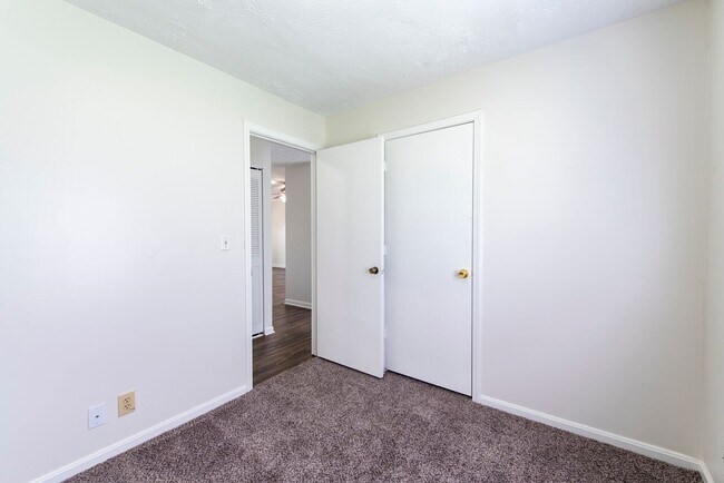 Building Photo - 3BR/1BA Home For Rent in Willow Creek Subdivision