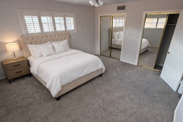 Building Photo - 8604 Baltimore Dr