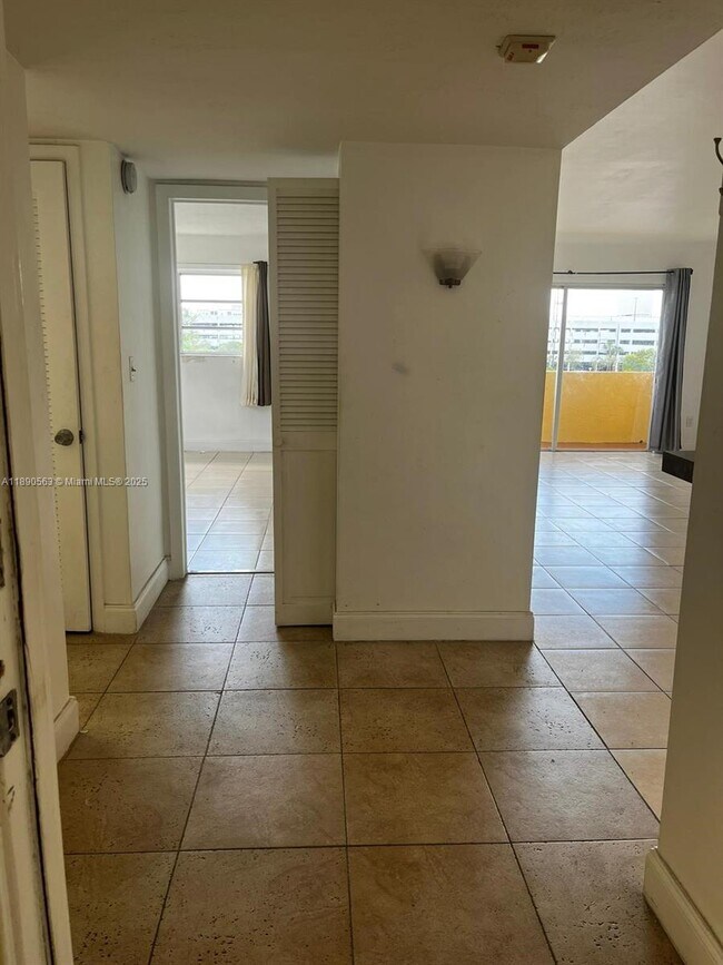 Building Photo - 7410 SW 82nd St